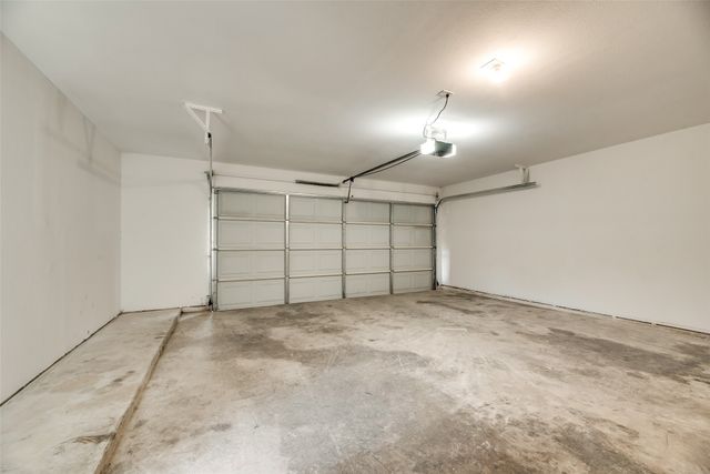 2110 Mistletoe Avenue, Fort Worth, TX 76110