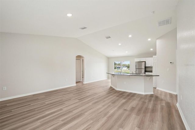 1 OAK CIRCLE COURSE, Ocala, FL 34472