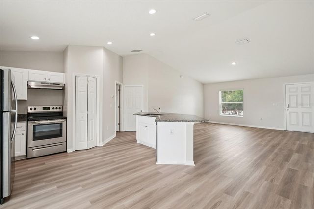 1 OAK CIRCLE COURSE, Ocala, FL 34472