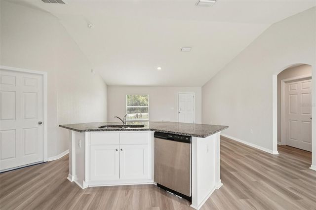 1 OAK CIRCLE COURSE, Ocala, FL 34472