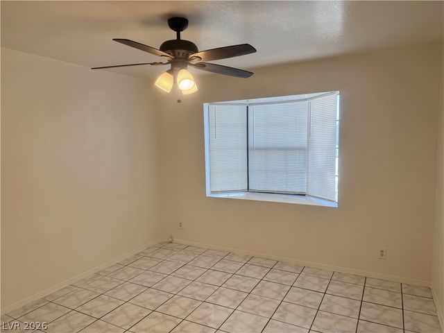 5064 Jeffreys Street 201, Las Vegas, NV 89119