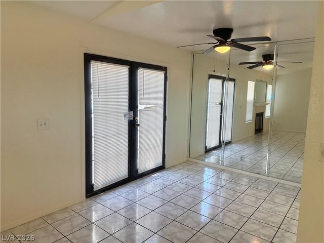 5064 Jeffreys Street 201, Las Vegas, NV 89119