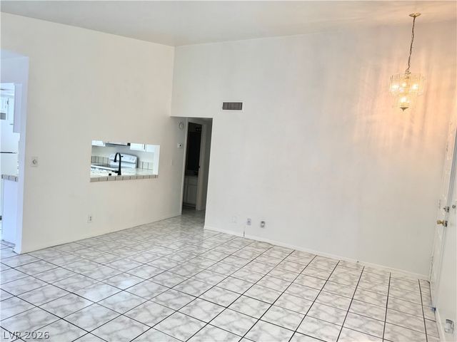 5064 Jeffreys Street 201, Las Vegas, NV 89119
