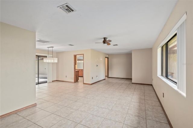 2902 MARION COUNTY ROAD, Weirsdale, FL 32195