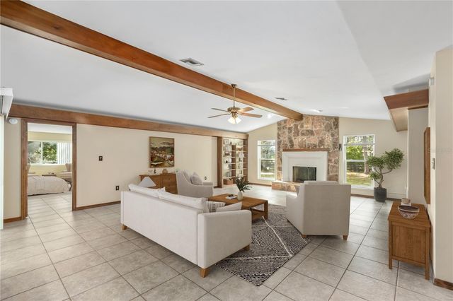 2902 MARION COUNTY ROAD, Weirsdale, FL 32195