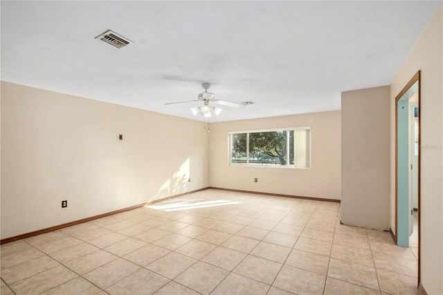 2902 MARION COUNTY ROAD, Weirsdale, FL 32195