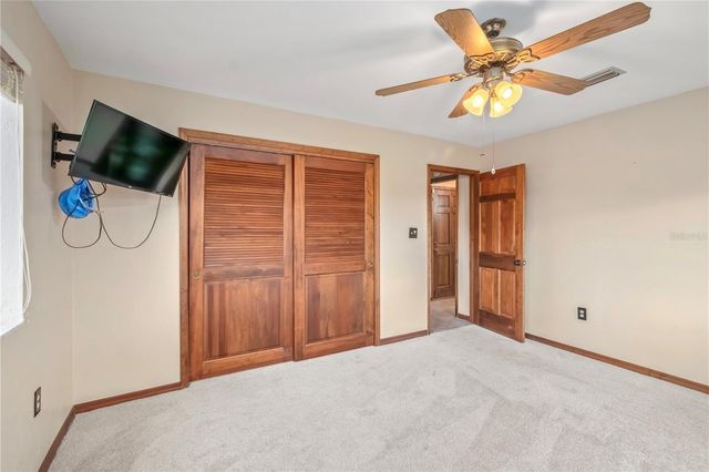 2902 MARION COUNTY ROAD, Weirsdale, FL 32195