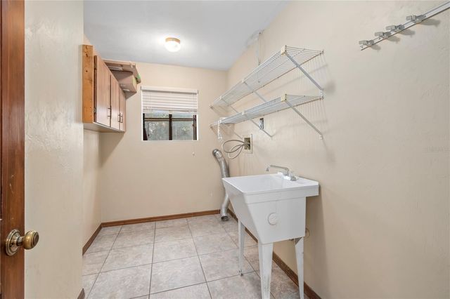 2902 MARION COUNTY ROAD, Weirsdale, FL 32195