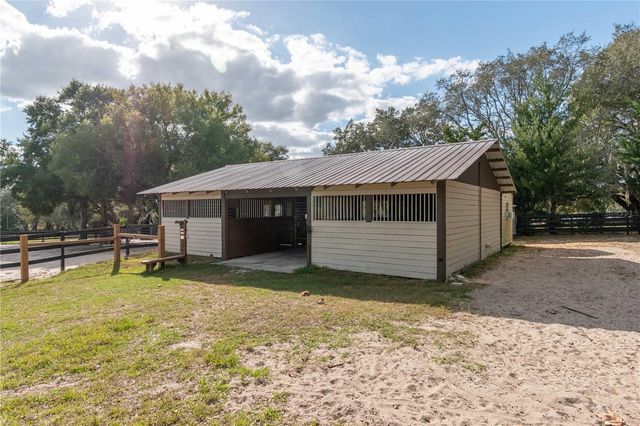 2902 MARION COUNTY ROAD, Weirsdale, FL 32195