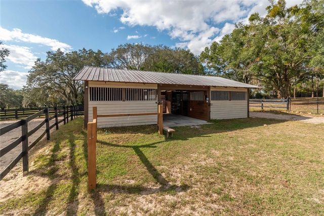 2902 MARION COUNTY ROAD, Weirsdale, FL 32195