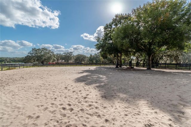 2902 MARION COUNTY ROAD, Weirsdale, FL 32195