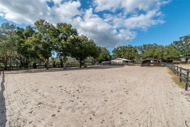 2902 MARION COUNTY ROAD, Weirsdale, FL 32195