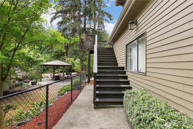 9902 274th Street E, Graham, WA 98338