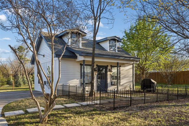 3706 Castle Drive, Rowlett, TX 75089