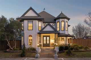3706 Castle Drive, Rowlett, TX 75089