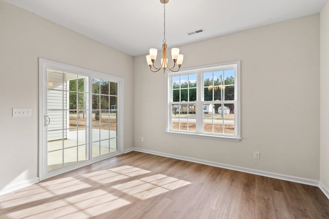 15 Six Mile Creek Dr., Georgetown, SC 29440