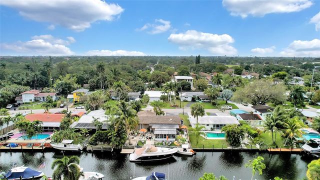 1521 SW 5th Court B, Fort Lauderdale, FL 33312