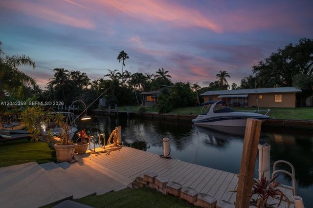 1521 SW 5th Court B, Fort Lauderdale, FL 33312