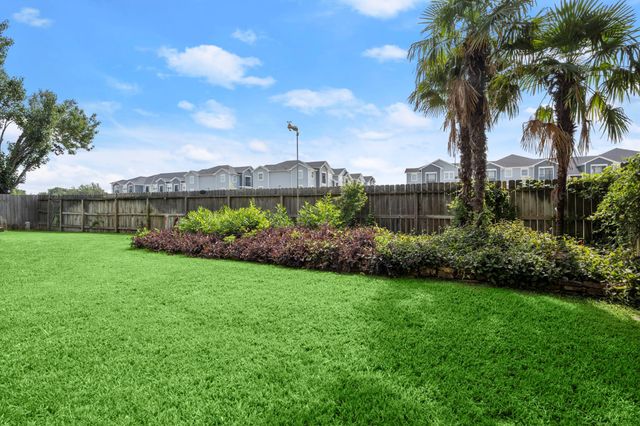 11307 Travelers Way Circle, Houston, TX 77065