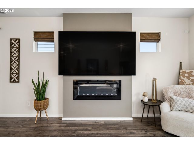 2769 V St, Springfield, OR 97477