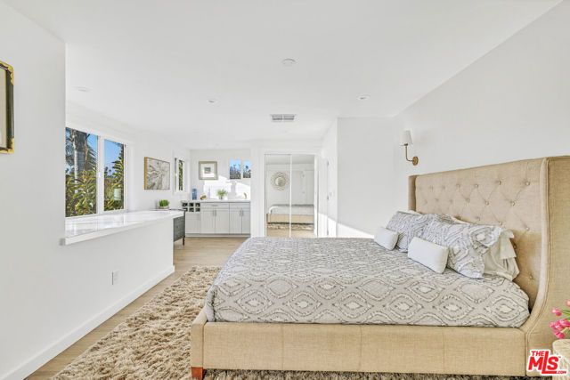 712 Crestmoore Place A, Los Angeles, CA 90291