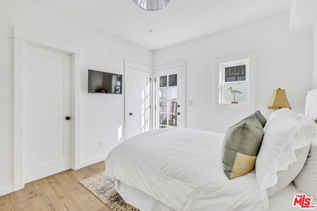 712 Crestmoore Place A, Los Angeles, CA 90291