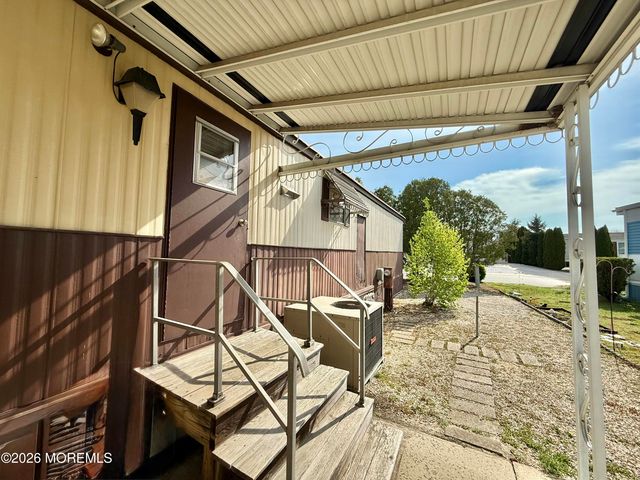 1507 Calm Way, Toms River, NJ 08755