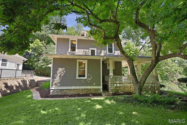26 Kingston Drive, Belleville, IL 62223