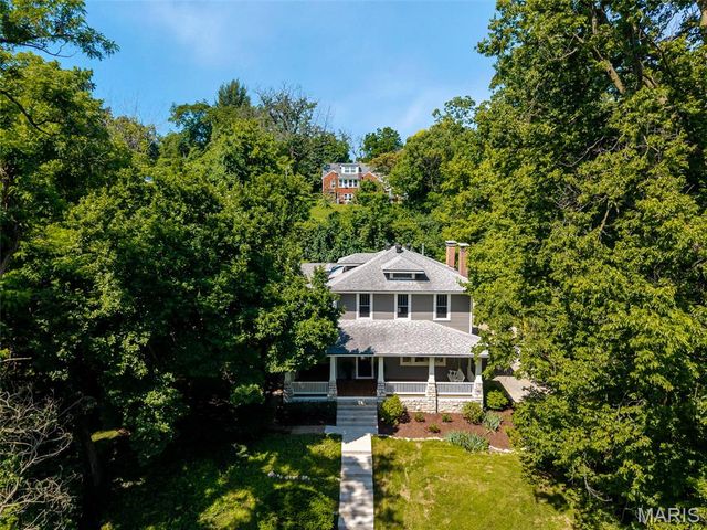 26 Kingston Drive, Belleville, IL 62223