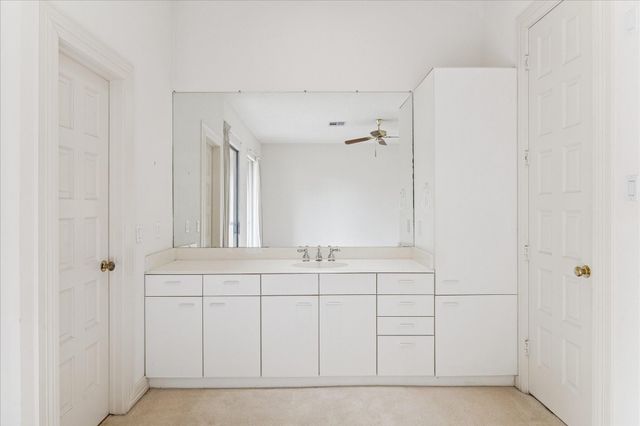 5610 San Felipe Street, Houston, TX 77056