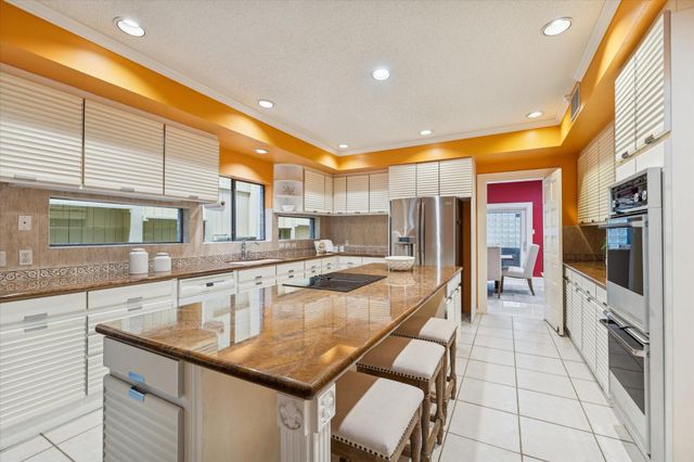 5610 San Felipe Street, Houston, TX 77056