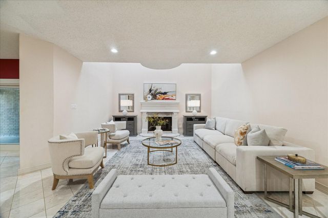 5610 San Felipe Street, Houston, TX 77056