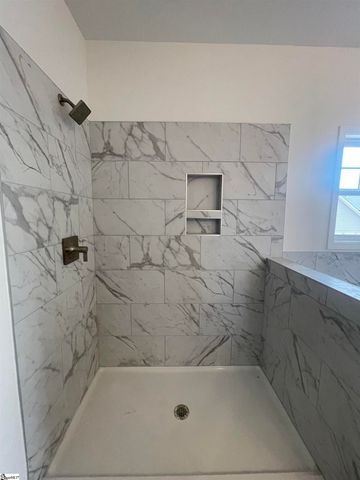 19 Halsey Street, Central, SC 29630