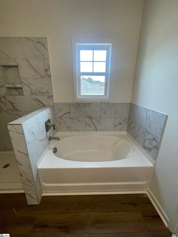 19 Halsey Street, Central, SC 29630