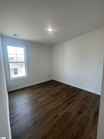 19 Halsey Street, Central, SC 29630