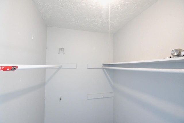 11846 S Marianne Circle, Houston, TX 77071