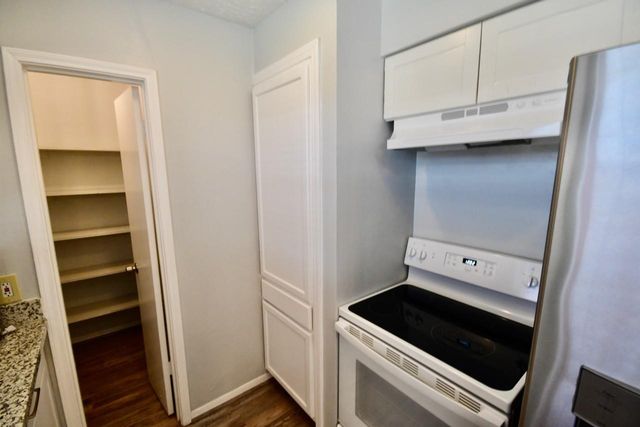 11846 S Marianne Circle, Houston, TX 77071