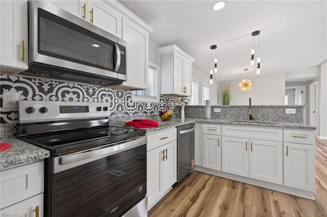 202 Bunch AVE, Suffolk, VA 23434