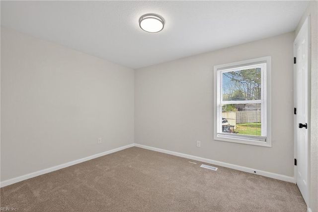 202 Bunch AVE, Suffolk, VA 23434