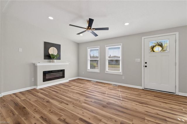 202 Bunch AVE, Suffolk, VA 23434