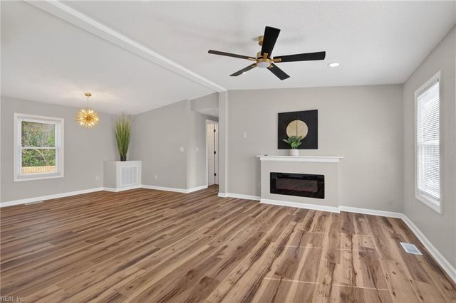 202 Bunch AVE, Suffolk, VA 23434