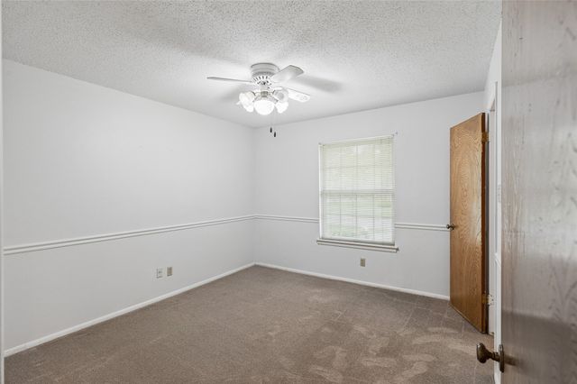 1401 Allegheny Drive, Arlington, TX 76012