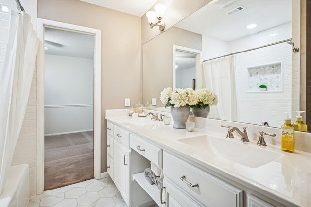 1401 Allegheny Drive, Arlington, TX 76012