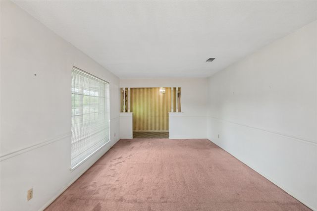 1401 Allegheny Drive, Arlington, TX 76012