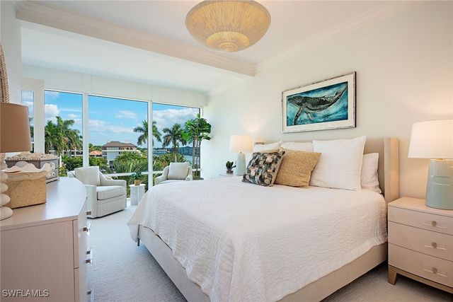 4201 Gulf Shore BLVD N 402, Naples, FL 34103