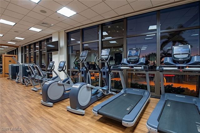 4201 Gulf Shore BLVD N 402, Naples, FL 34103