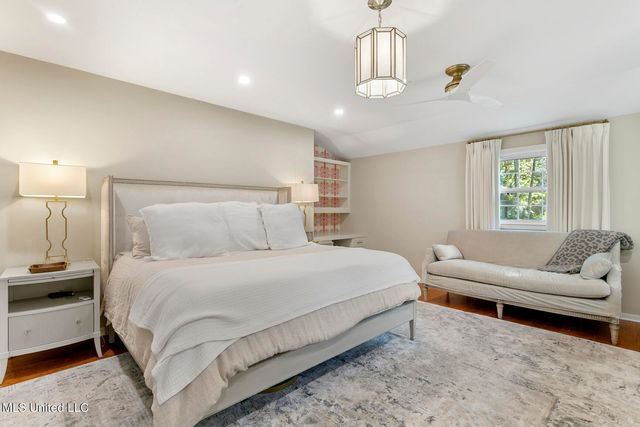 4408 Deer Creek Drive, Jackson, MS 39211