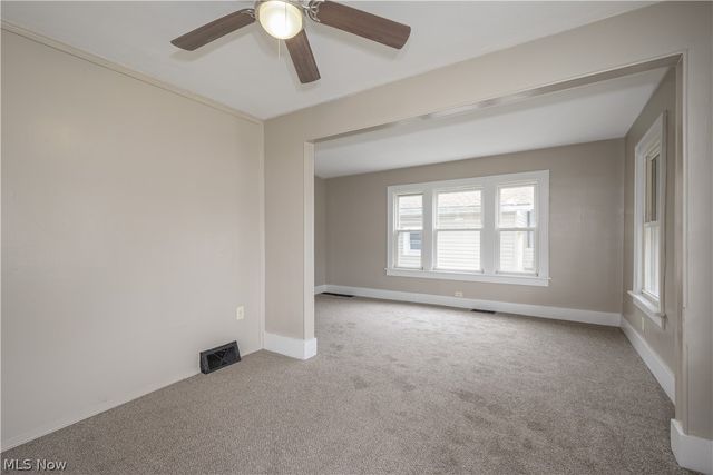 231 Windsor Street, Akron, OH 44306