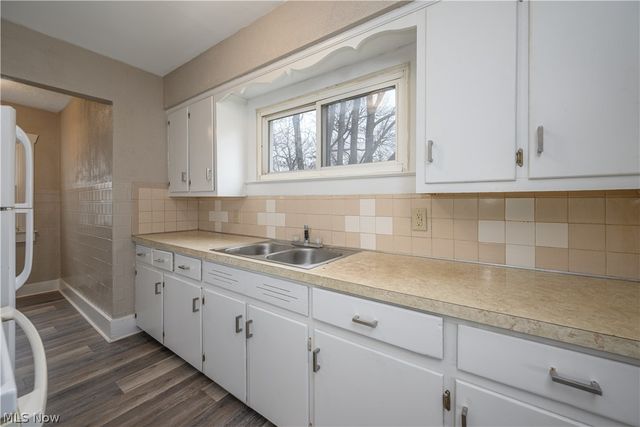 231 Windsor Street, Akron, OH 44306