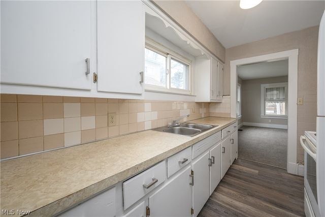 231 Windsor Street, Akron, OH 44306